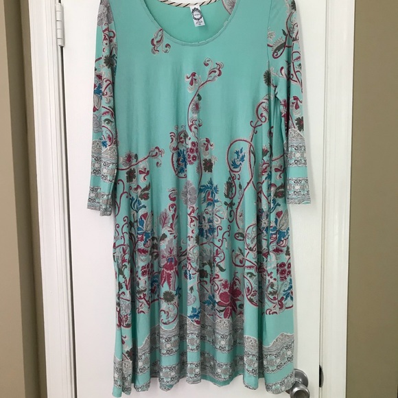 Honeyme Dresses & Skirts - 🌺 Honeyme floral summer dress